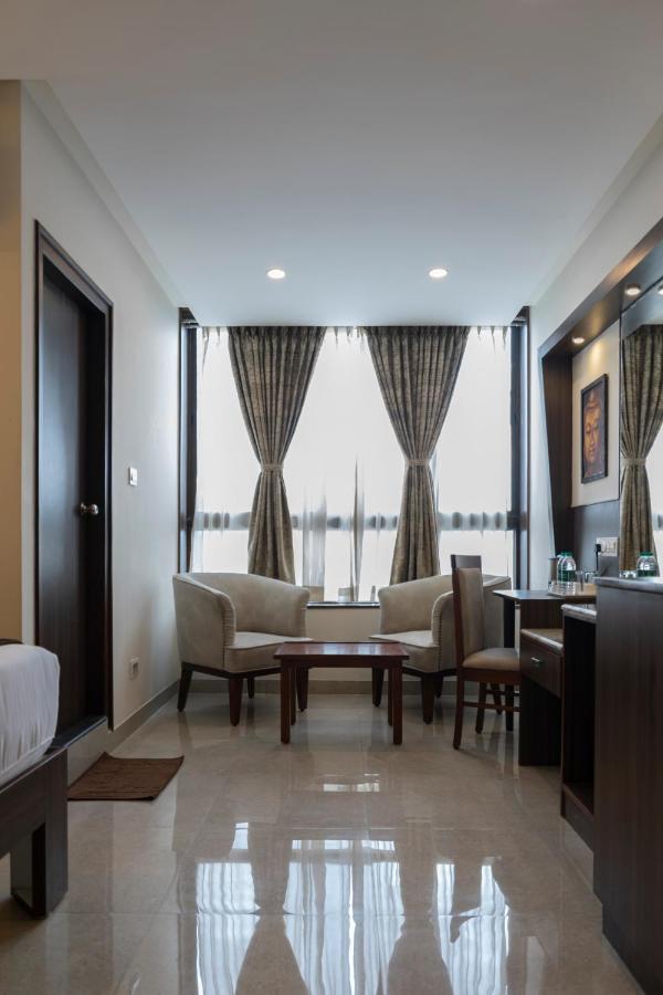 העיר בנגלור Hotel Dasya - Formerly Nice Stay The Business Hotel מראה חיצוני תמונה